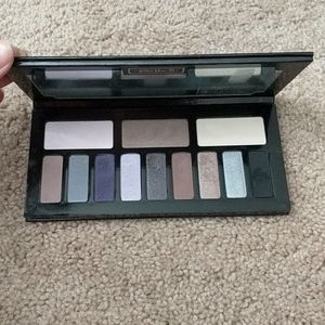 Kat von D interstellar eye pallet